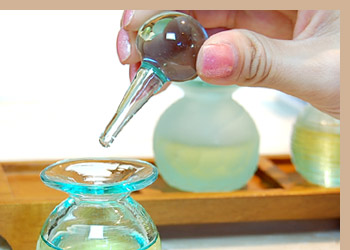 ガラスでできたアロマポッドはバリの高級スパをご自宅で楽しめます。