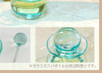 ３種類ご用意しており、揃えて使うと、よりバリの高級スパの雰囲気を楽しめますよ。