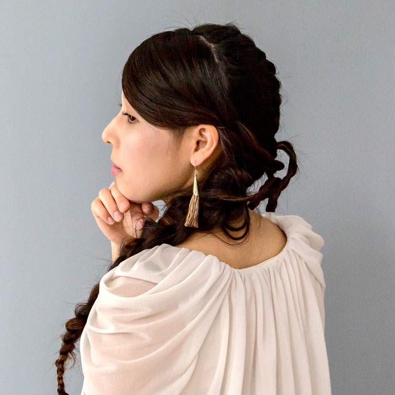 カジュアルな印象のブラウン