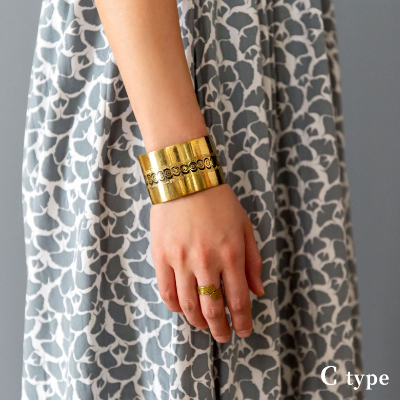 女性でもつけやすいデザイン