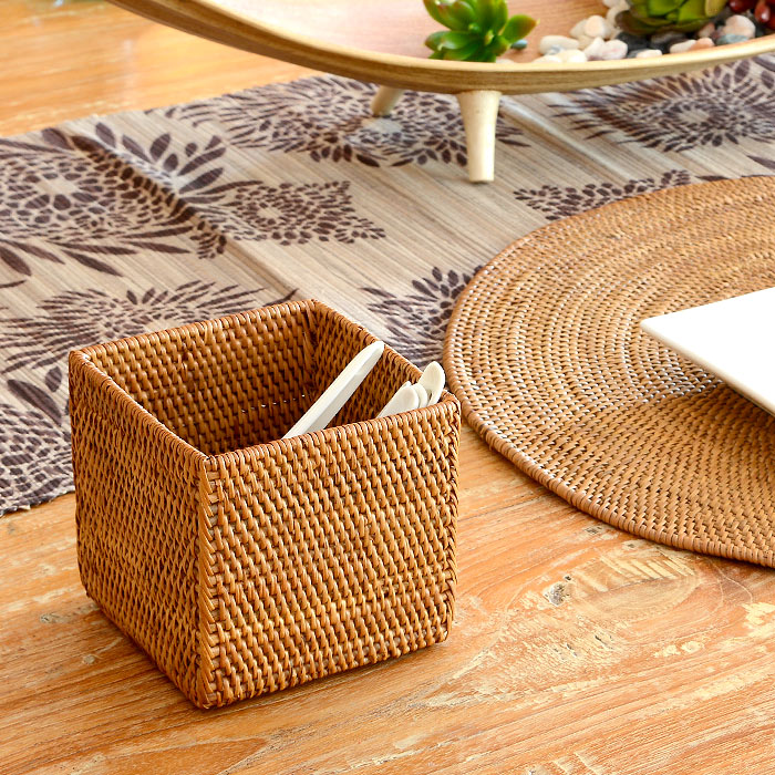 アタで編まれた四角い収納ボックス[Aタイプ]