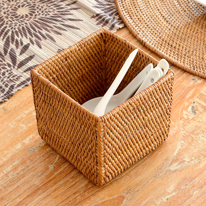 アタで編まれた四角い収納ボックス[Aタイプ]