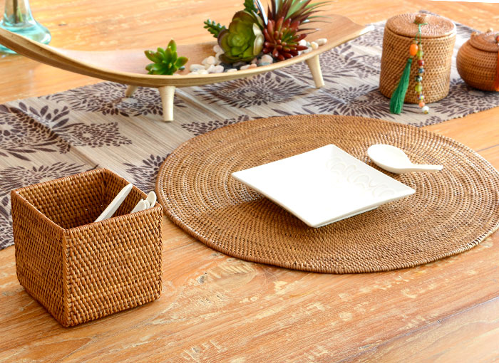 アタで編まれた四角い収納ボックス[Aタイプ]