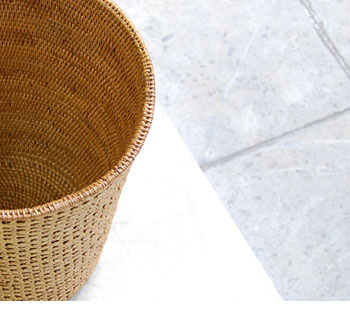 ややフレア掛った形の