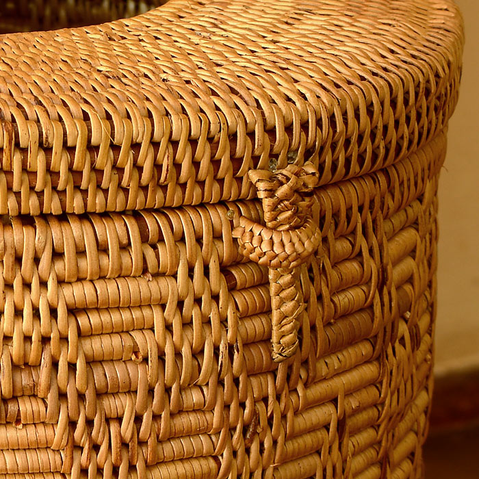 フタに穴のあいたアタ製バスケット 円柱形 ダストボックス ゴミ箱 バリ アジアン雑貨