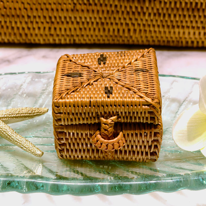 アタで編まれた小さなアクセサリーケース スタンダードクオリティ 小物入れ インテリア バリ アジアン雑貨