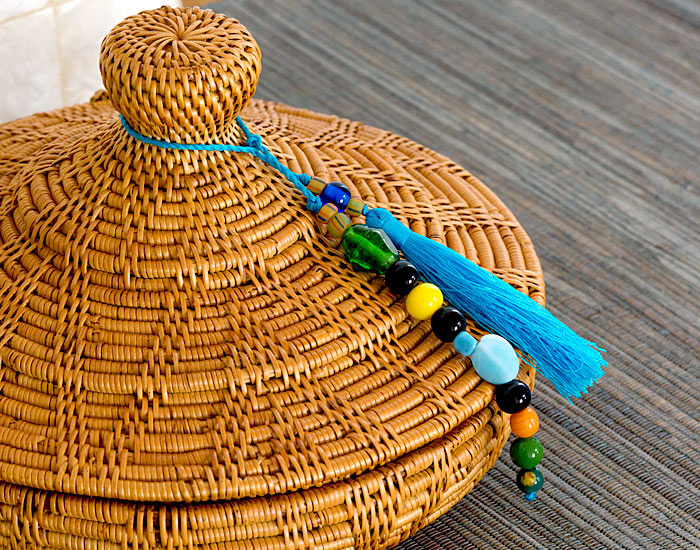 収納 バスケット 小物入れ アジアン アタ タッセル