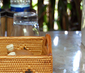 アタの製品は見た目と違って水に強いのも特徴のひとつ。