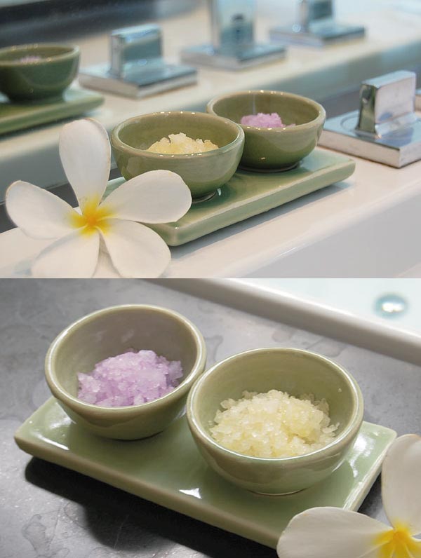 陶器の小物入れ