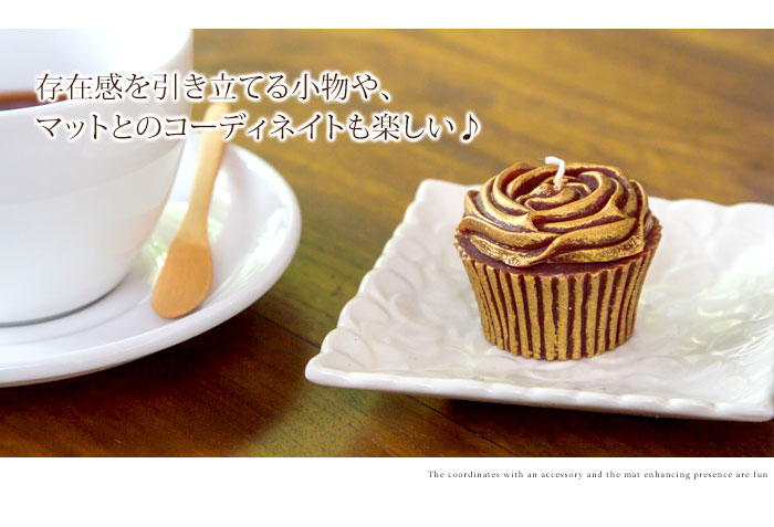 シンプルだから使いやすい、陶器の小皿