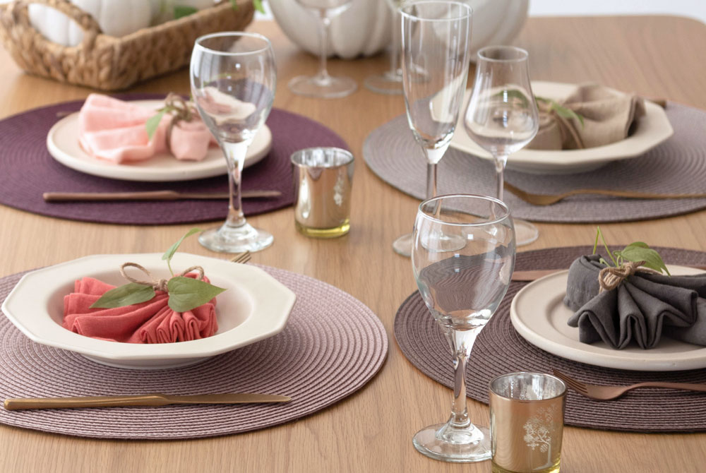 ��ĥ���ʤ����顼�Ǳ�Ф���ơ��֥륦����