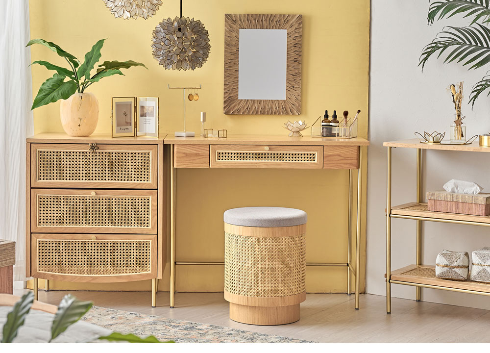 ������2023