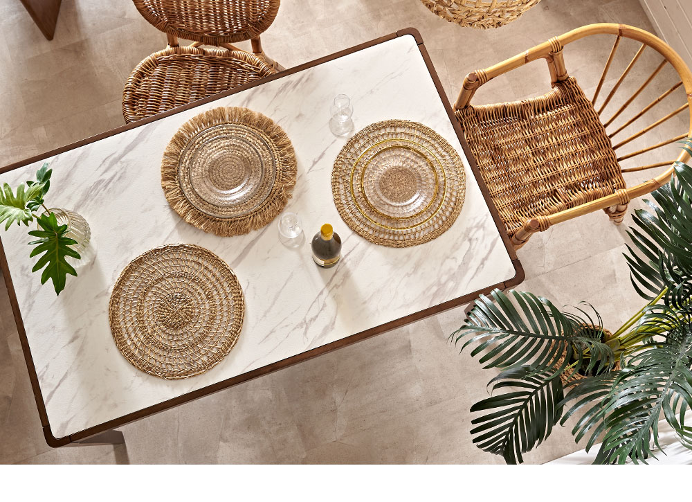 ŷ���Ǻ�Υơ��֥륦����