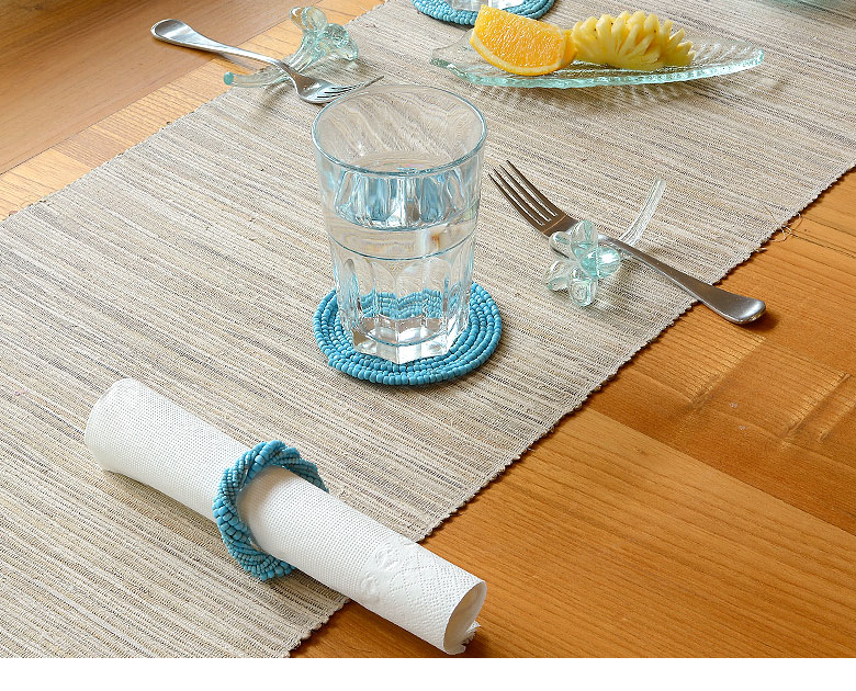 ターコイズカラーのコースター