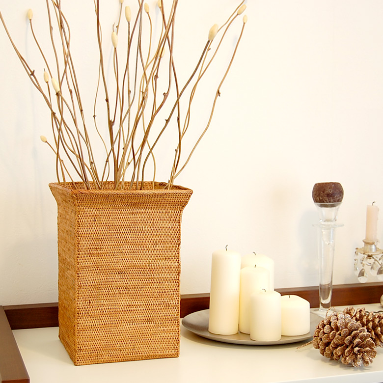 アジアン造花を入れるとお部屋が一気にアジアンリゾートに