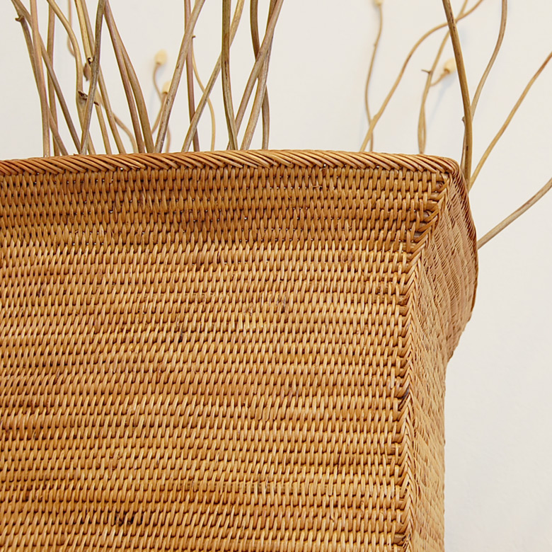 バリ島で作られたアタバスケット