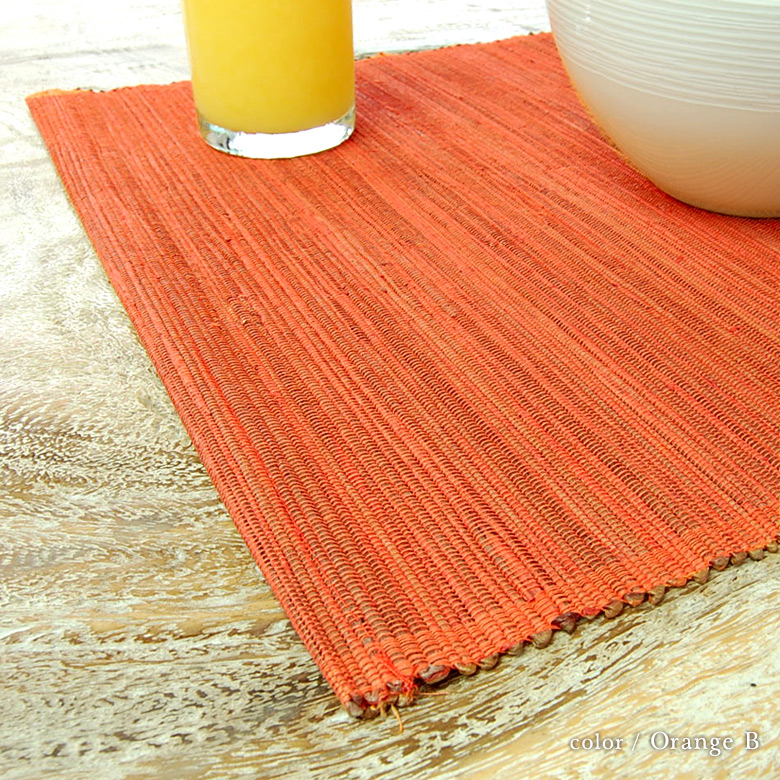 バリ島のウォーターヒヤシンスで出来たカラフルなランチョンマット バリ アジアン雑貨