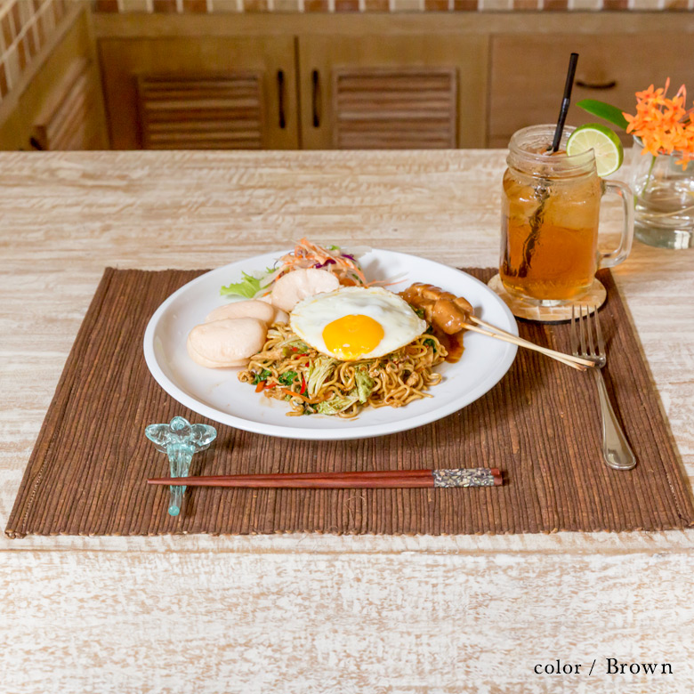 バリ島のウォーターヒヤシンスで出来たカラフルなランチョンマット バリ アジアン雑貨