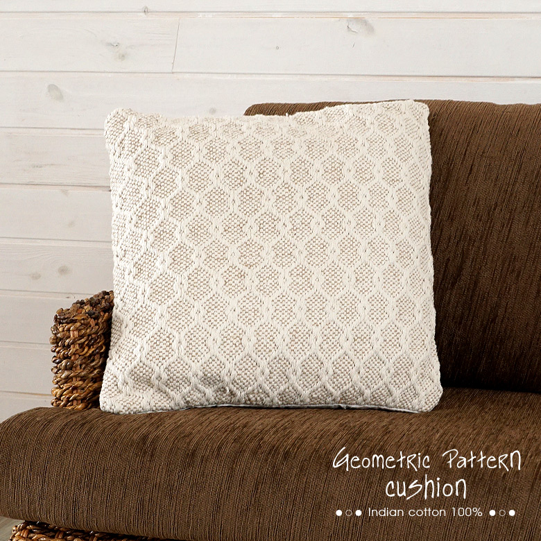 幾何学パターンクッション、アーガイル柄45cm×45cm