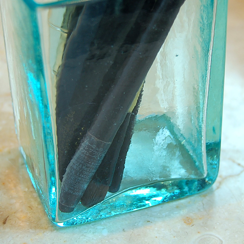 ガラスの四角いケース