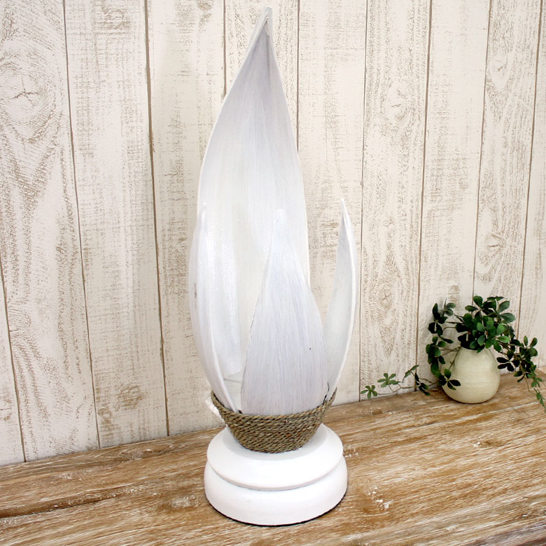 点灯させない明るい時もオブジェとして存在感も抜群