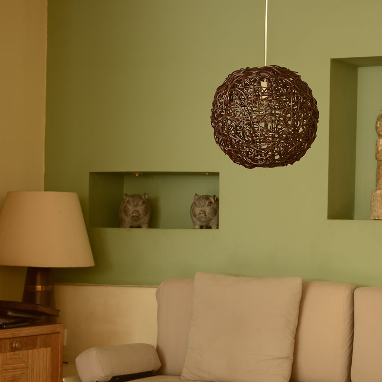 点灯させない明るい時もオブジェとして存在感も抜群