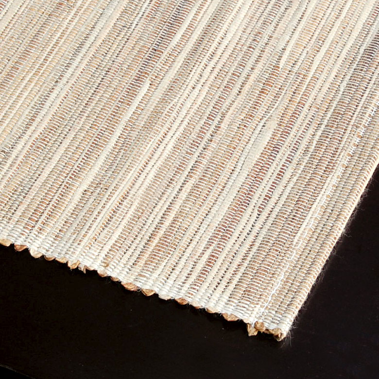 ウォーターヒヤシンスのナチュラルな質感