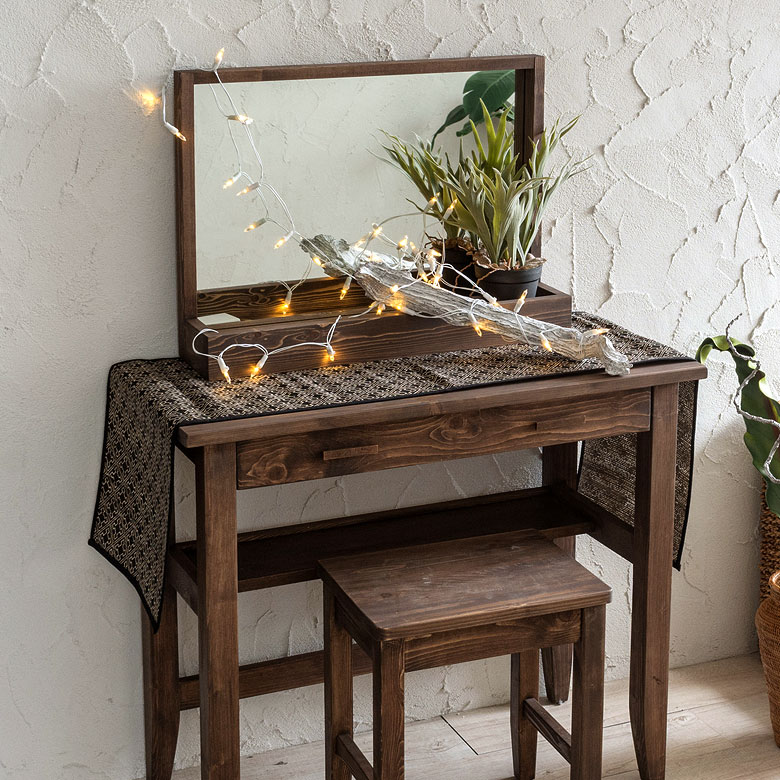 収納付き立て掛けミラー