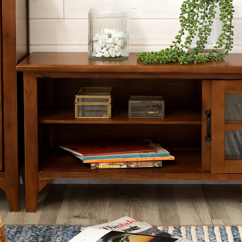 天然木でできたローボード[ワイド]