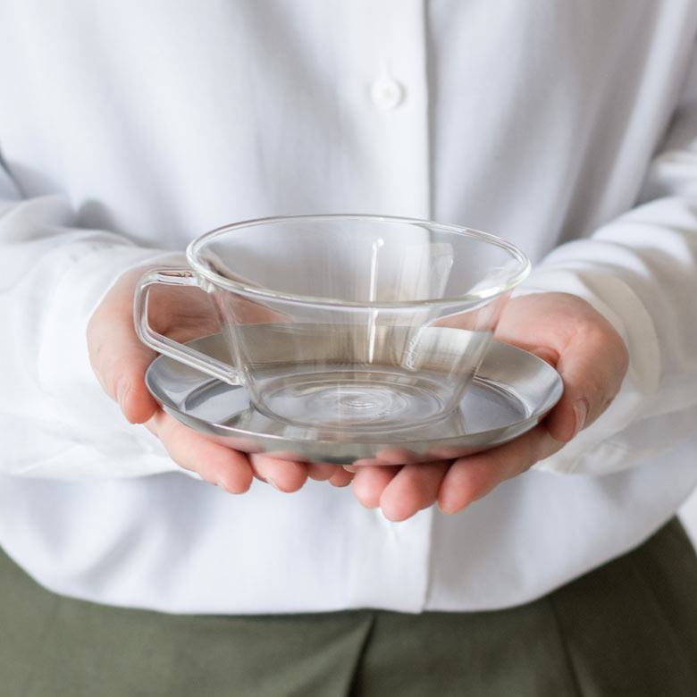 味だけではなく、紅茶の色や美しく舞う茶葉など、見た目の美しさも楽しむことができます。