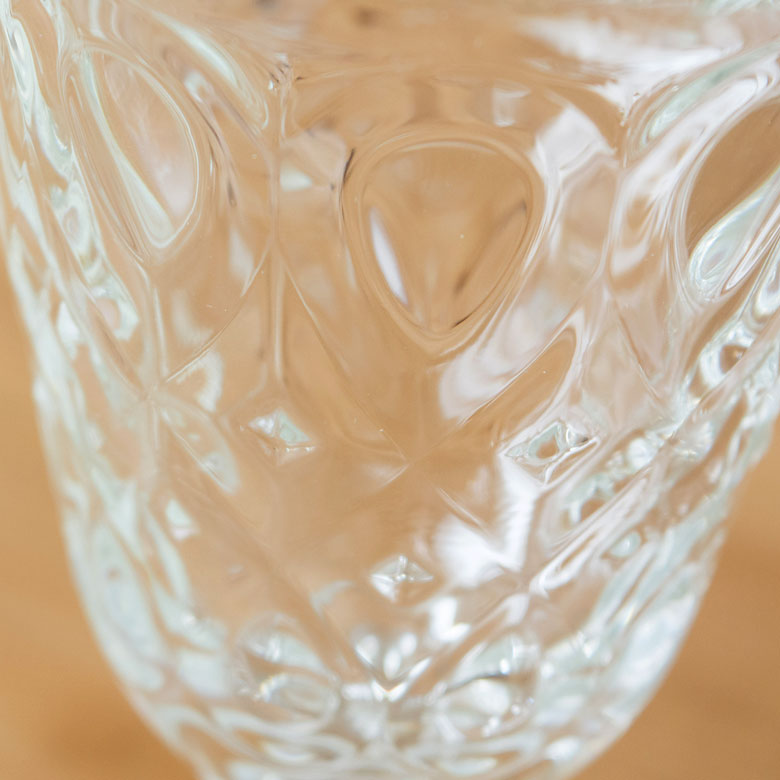 カラフェと一緒に使えば、雰囲気がアップすること間違いなし！