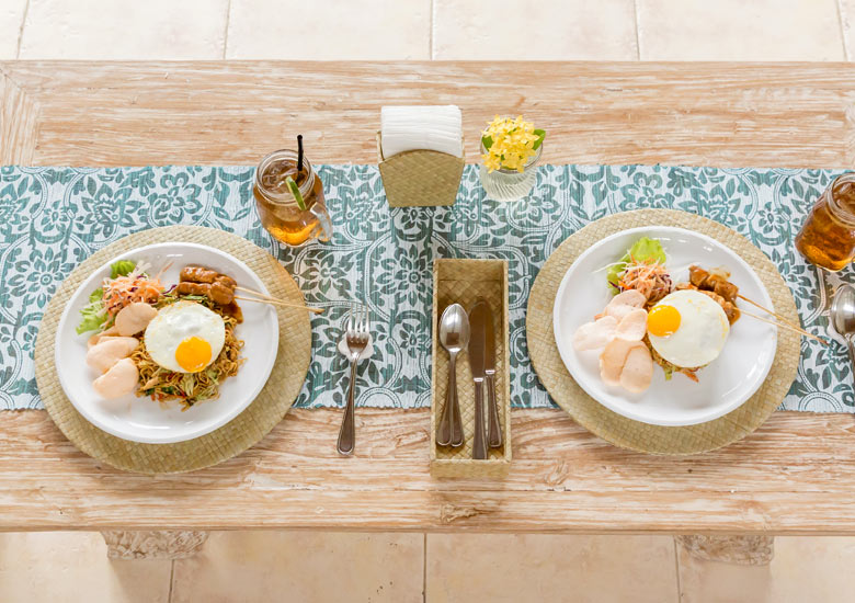 ナチュラルのパンダンでつくる、アジアンなテーブルコーディネート！