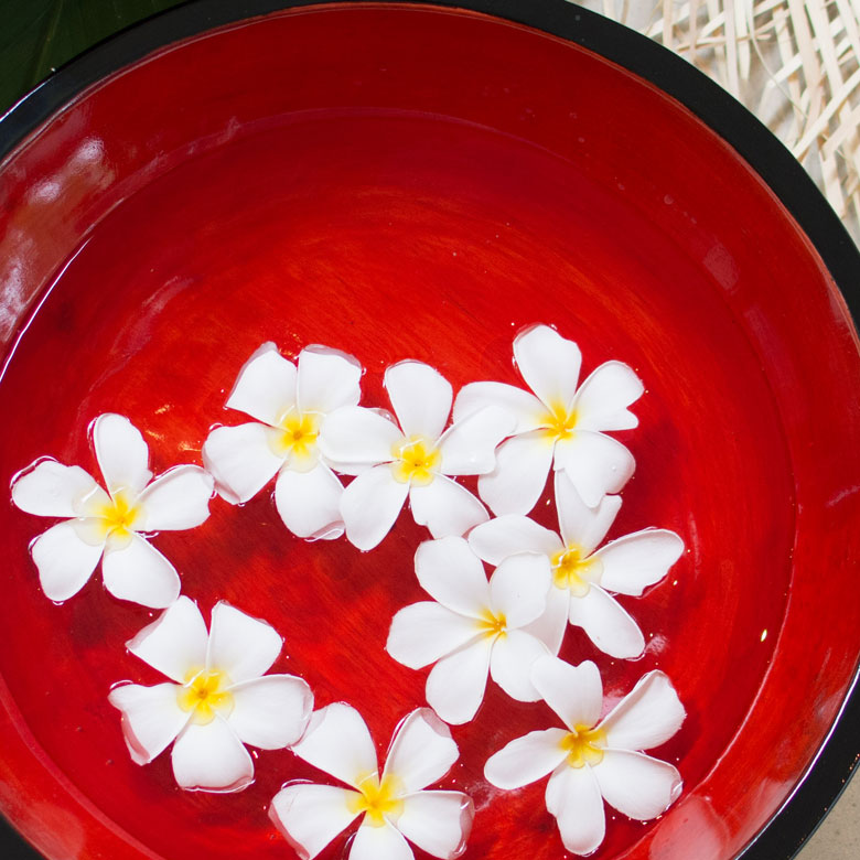 バリ島で作られたスパボウル。