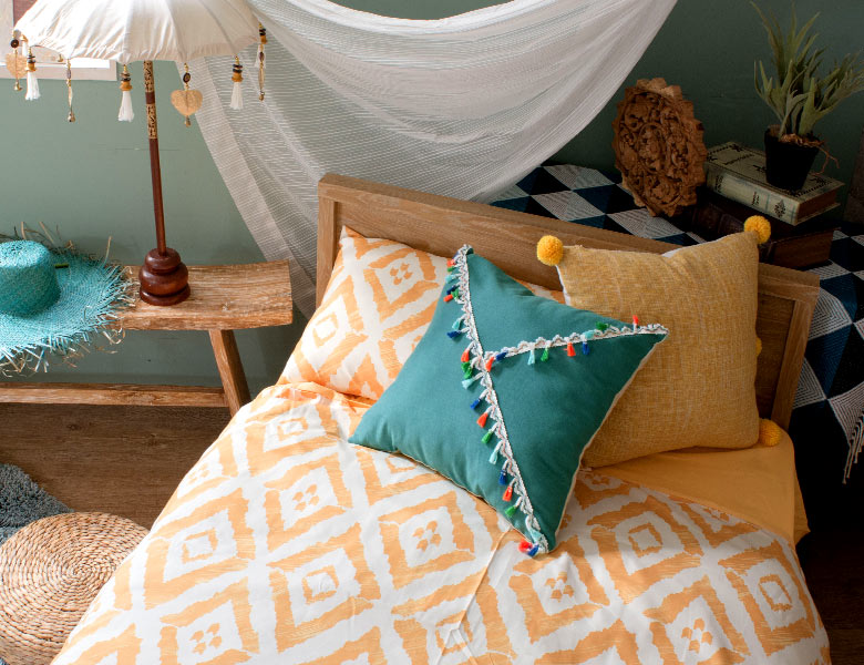 リビングのソファやベッドルームでも