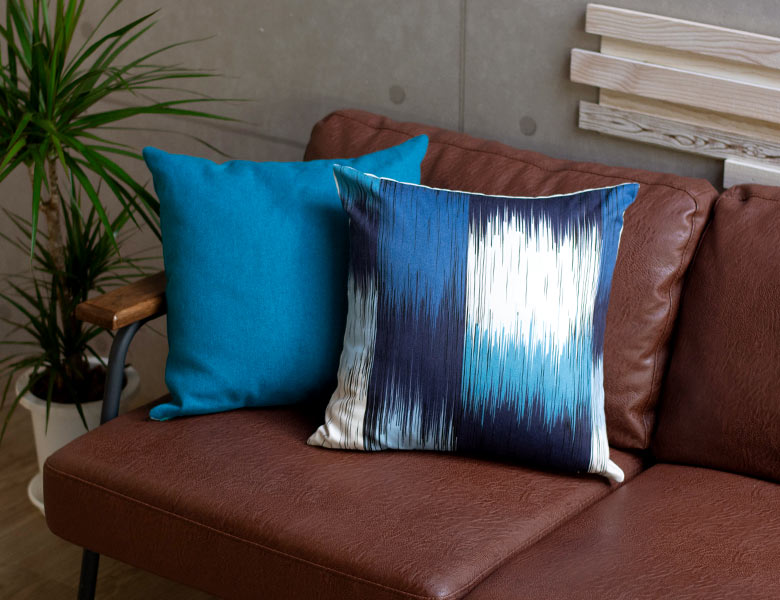 リビングのソファやベッドルームでも