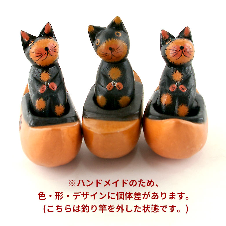 ハンドメイドのため、色・形・デザインに個体差があります