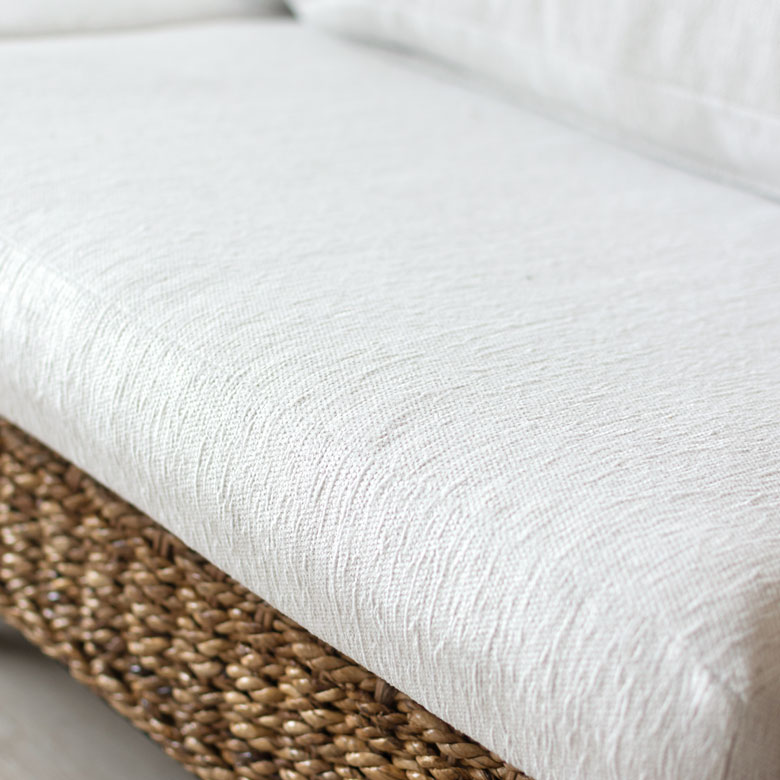 汚れの目立つ白もカバーを洗うだけでOK