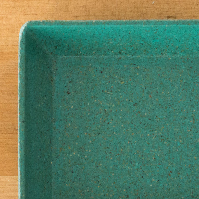 米外皮のもみ殻を原料とした、生分解性の素材アップ