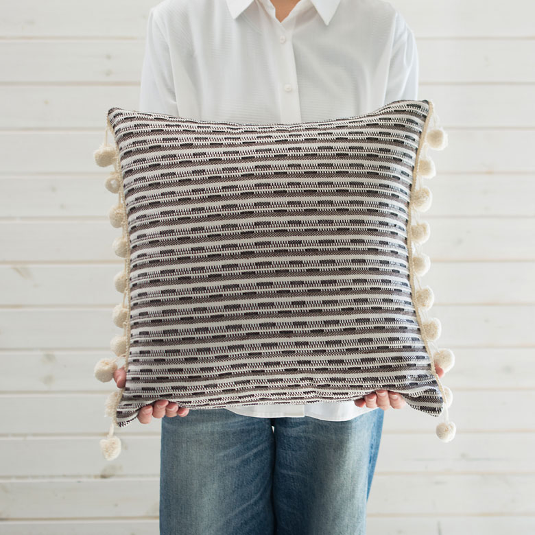 手に持つとこのサイズ