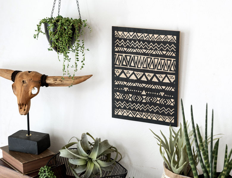 トライバル風コーデにおすすめのアート