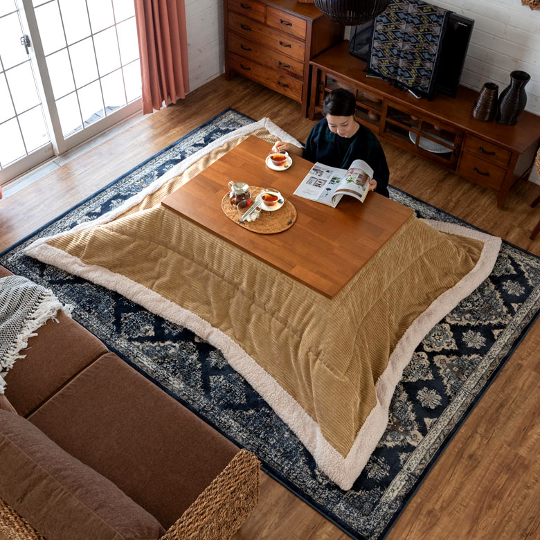 コーデュロイとボアが見事にマッチした長方形こたつ布団