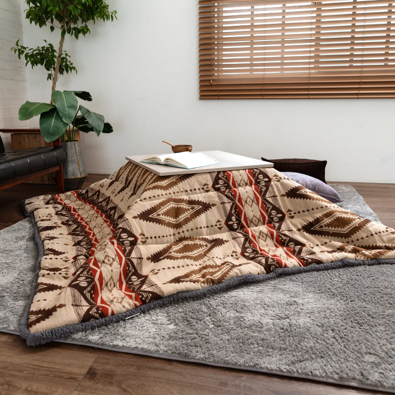 80×80cm以下の天板と一緒に使えるサイズです