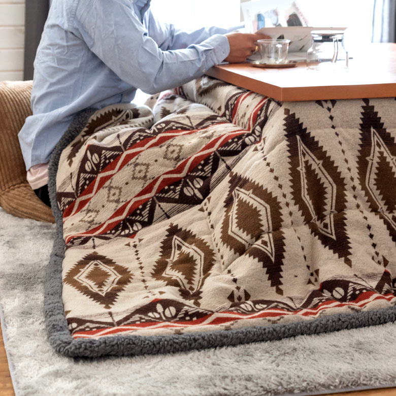 お部屋にあたたかい印象を与えてくれる落ち着きのあるカラー