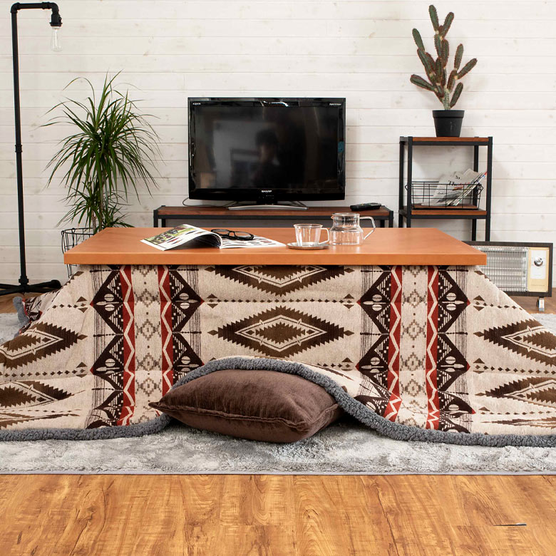 お部屋の中心に置くものだから、デザインにこだわりました。