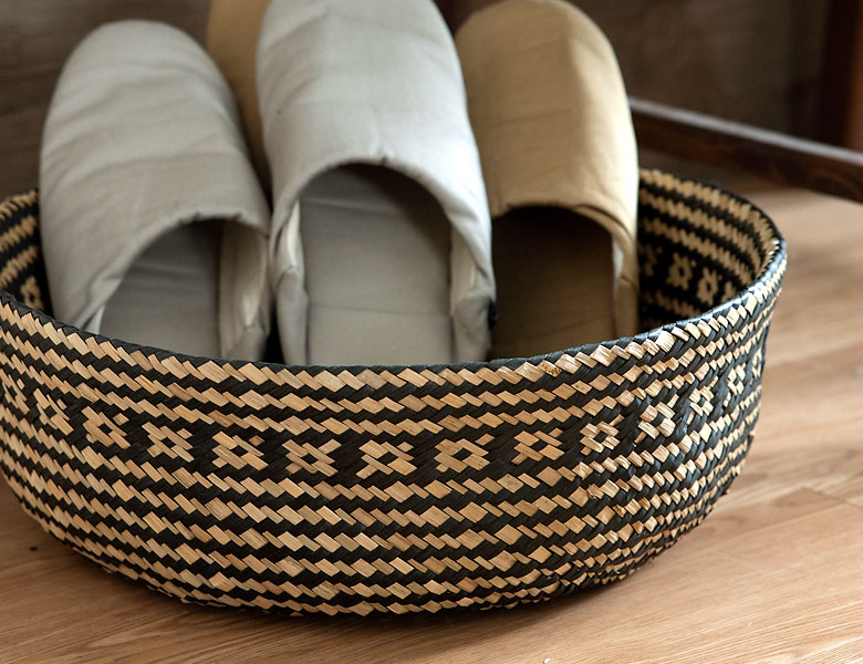 ダウンスタイルは大口で物を入れやすい形に