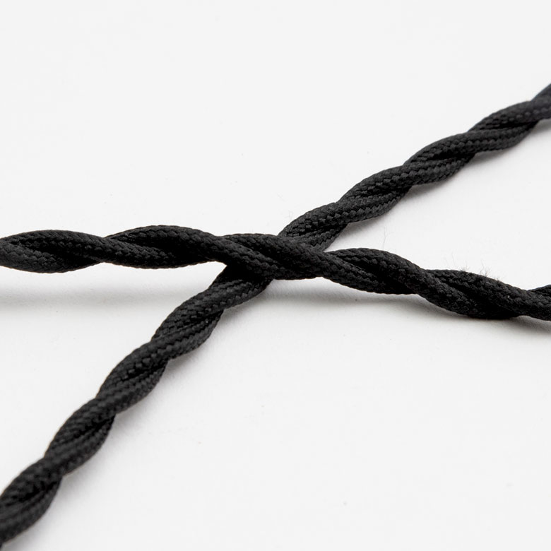 1本より2本のコードの方が耐久性があります。