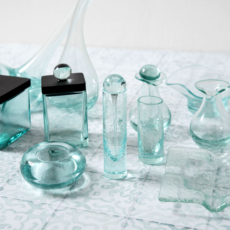 絶妙なブルーグリーンのカラーが美しい