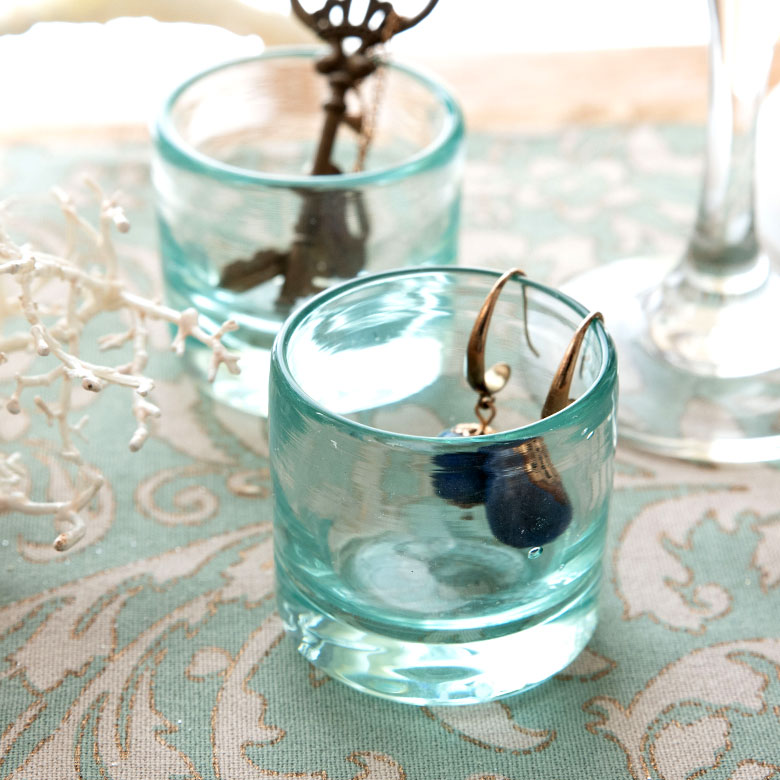 鍵やアクセサリーなどの小物入れとしても