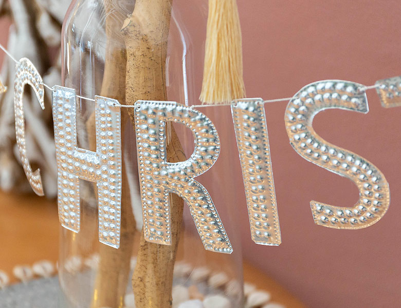 ムラのある塗装も、バリならではの素朴な仕上がり。