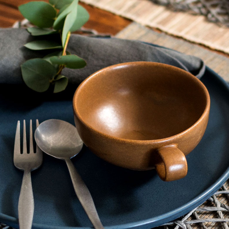 スープはもちろん、デザートカップとして使えばまた違った雰囲気に。